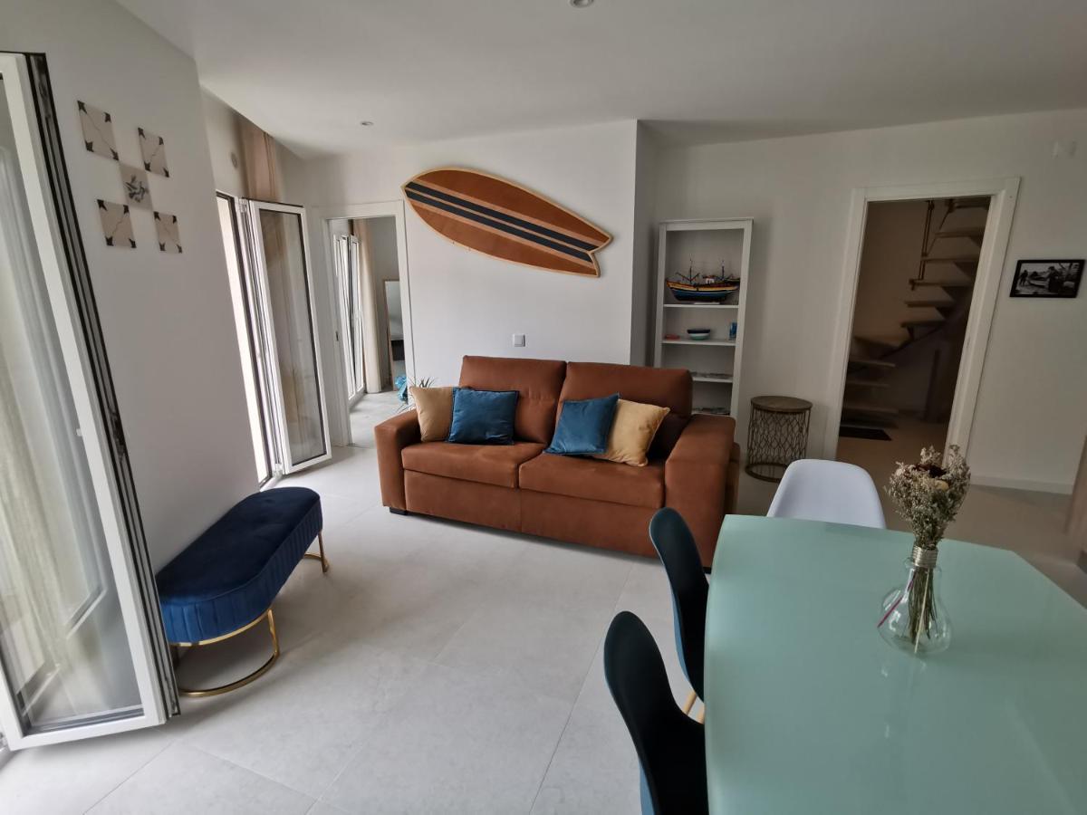 Casa Na Onda Elevador Appartement Nazaré Buitenkant foto